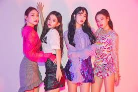 Joy red velvet dan yerin gfriend contohnya! Red Velvet Gfriend And Chungha Image 6319383 On Favim Com
