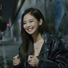 On Twitter In 2021 Jennie Kim Blackpink Blackpink Jennie Meme Faces