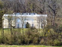 Advertisement Luxury Chateau Manor Nievre 593 600 Prestige Chateau Manor In Nievre With Lux Residence Com French Castles Manor Castle