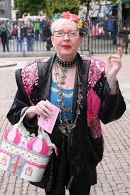 What is an employment release? Scott On Twitter Su Pollard At Ronnie Corbett S Memorial Being 100 Su Pollard All The Time