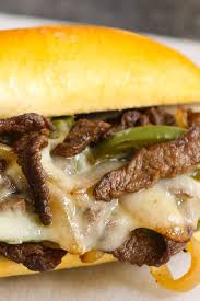 Top the cheese with the steak. Bestes Philly Kase Steak Rezept Tipbuzz Bestes Philly Kase Steak Rezept Tipbuzz Philly Cheese Steak Recipe Cheesesteak Recipe Cheese Steak Sandwich Recipe