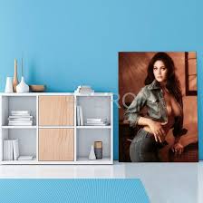 Amazon.com: GIISH Lynda Carter Poster Sexy Star Actress Poster Canvas  Painting Posters And Prints Wall Art Pictures for Living Room Bedroom Decor  24x32inch(60x80cm) Frame-style: Posters & Prints