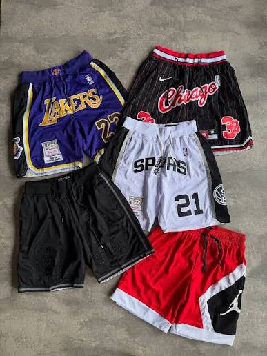 Short estilo NBA