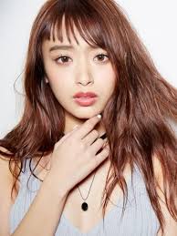 30代 40代女子必見 綺麗すぎる井川遥のメイク法と美容術 dress code note 女性 前髪 前髪 ロング ヘアースタイル