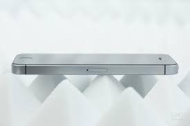 Before you change sim cards in your read on to learn all about how to switch sim cards by opening up the sim tray on your iphone. Iphone Se Tips For Inserting The Sim Card Infotime