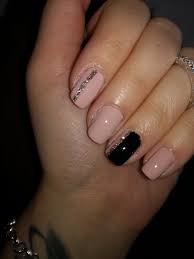 Un modelo de nail art muy elegante, perfecto para una noche de fiesta. Disenos De Unas Explore Tumblr Posts And Blogs Tumgir
