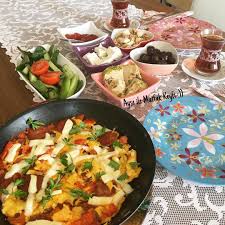 Cocuklari Doyurup Beni Uyutan Sonra Da Pazar Kahvaltisi Hazirlayan Koca Candir Kahvalti Pazarkahvaltisi Ask Love Like Breakfast Yummy Delicious