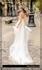 Muse By Berta 2019 Barcelona Brautkleider Prachtiges Brautkleid Ruckenfreies Hochzeitskleid Westliche Brautkleider