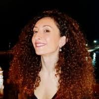 100+ perfiles de «Candida»