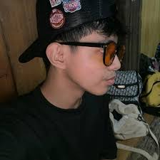 I offered Majd $250,000 to live in a gym until he lost 100 pounds. I  thought this would be a normal video but it ended up being the most  powerful and emotional