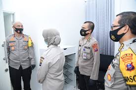 Kunjungi pos untuk informasi selengkapnya. Wakapolda Kalsel Tinjau Alat Pcr Penanganan Covid 19 Di Rumah Sakit Bhayangkara Tk Iii Banjarmasin Divisi Humas Polri