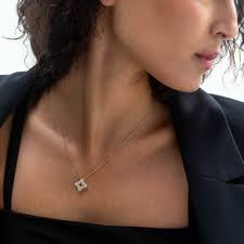 Achat Collier Roberto Coin Venetian Princess en or blanc et diamants