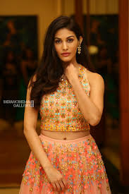 All the best people are ◆★◆ share your recent road trip photos using #ishqkarodilse while you get a chance to be featured on our stories, and don't forget to tag kunal. Amyra Dastur Actress Photos Stills Gallery