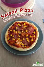 Salami Pizza Aus Dem Vitalwunder Rezepte Mikrowellen Rezepte Lebensmittel Essen