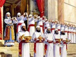 Arts | art world awed by papal garb and its influence on fashion. The Tabernacle Of Moses God S Heavenly Pattern For Our Spiritual Transformation Part Vi The Priestly Garments Bible Org Blogs