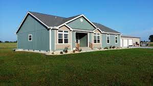 Modular homes can range in size from 700 to 3000 square feet or greater and are usually placed on a foundation. 4 Bedroom Modular Homes How To Pick The Best One For You