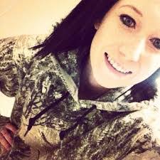 Kendra Eastman's Instagram, Twitter & Facebook