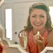 Savannah Logan Short (@champagnesavvy) • Instagram photos and videos