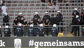 Pölten fc admira wacker mödling wsg tirol sv ried. Lask Linz Vs Sk Rapid Wien Massenschlagerei Vor Dem Spiel