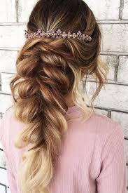 Подписчиков, 7,507 подписок, 442 публикаций — посмотрите в instagram фото и видео short hairstyles 2021 (@new_short_hairstyles). Best Wedding Hairstyles For Every Bride Style 2020 21 Curls For Long Hair Braids For Long Hair Unique Wedding Hairstyles