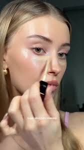 Esempio di #makeup #flash 💣💥 , #tutorial #love #skin #skincare #Italia  #trucco #bellezza #bellezzanaturale #bellezzaebenessere