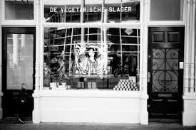U Vindt Onze Winkel In Het Centrum Van Den Haag Tegenover Het Stadhuis Met Exclusief Bereide En Uiterst Smakelijke Vleesvervan Den Haag Vegetarisch Amsterdam