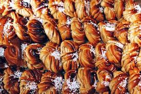 Get ahead with your festive baking with classics like christmas cake and mince pies, as well as a whole world of breads, brownies and cupcakes. 21 Scrumptious Swedish Desserts To Try At Fika Time