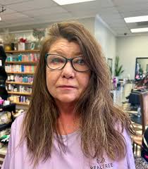 Nail Salon Professionals in Mound Bayou, MS