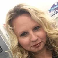 Shannon Blakeman's Instagram, Twitter & Facebook