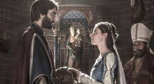 Se encuentra en su momento de mayor prosperidad y los habitantes del humilde barrio de pescadores de la ribera deciden construir, con el dinero de unos y el esfuerzo de otros, el mayor templo mariano jamás conocido: La Catedral Del Mar En La Historia De Barcelona Una Resena Revista Soma