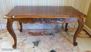 table de salon de style provencal en noyer de france dessus marquete belle fabrication artisanale dimension table de salon mobilier de salon style provencal