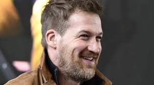 Kenneth Mitchell Dies At 49