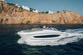 Locate boat dealers and find your boat at boat trader! Test Of The Flyer 10 Beneteau Open And Express Cruiser At The Same Time