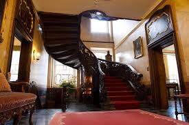 Rotes haus is a tourist attraction in monschau. Trappenhuis Bild Von Museum Rotes Haus Monschau Tripadvisor