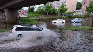 Wetter heute, 17.05.2021 in hafen ist es morgens wolkig bei werten von 9°c. Gewitter Und Regenmassen In Franken Feuerwehr War Im Dauereinsatz Nurnberg Ansbach Furth Erlangen Nordbayern