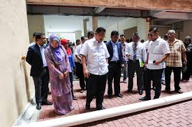 Rumah ppr dimiliki (serendah rm35,000) dan ppr disewa (serendah rm124 sebulan). Kpkt Tampil Wajah Baharu Ppr Noh Omar Semasa Mstar
