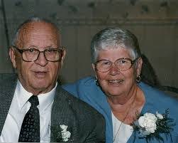 Robert Dumke's Instagram, Twitter & Facebook