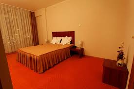 Hotel perla 1 mai dispune de: Oferta Generala Complex Hotelier Perla Statiunea 1 Mai Baile Felix Oferta Generala Complex Hotelier Perla Statiunea 1 Mai Baile Felix