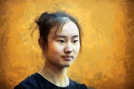 Linda Renaud's Instagram, Twitter & Facebook