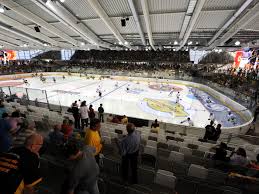 Öffnungszeiten, adresse, telefonnummer, email, karte dabei kann es sich bei der bank in halle (weserbergland) entweder um eine universalbank handeln. Erste Bank Arena Neuer Name Fur Wiener Albert Schultz Halle Steht Fest Eishockey Vienna At
