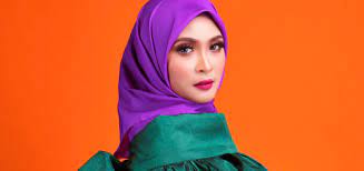 Seventeen eleven music 02 april 2018. Muzik Video Siti Nordiana Trending Di Youtube Malaysia Sensasi Selebriti