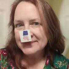 Sally Wise's Instagram, Twitter & Facebook