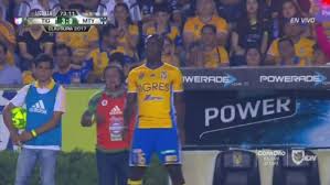 Fue cedido a lobos buap, con el que jugó hasta el clausura 2018 e incluso marcó dos goles. Asi Fue La Participacion De Luis Advincula En La Victoria De Tigres Rpp Noticias