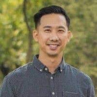 Derek Rife's Instagram, Twitter & Facebook