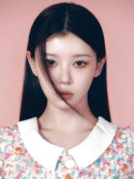 MAG @illit_official @maisonvalentino @highsnobietyjp photography junkyoung  lee hair kyunghwa bae makeup jiwon moon local production shinhae song,  sumin seo @ tano international words yuki uenaka