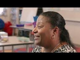 Mollie Raymond's Instagram, Twitter & Facebook