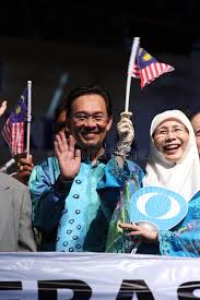 Govt's student laptop programme turns out to be a loan. Malaysian Politician Anwar Ibrahim Giving A Speach Editorial Photo Image Of Politician Rakyat 6466841