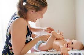 Sollte euer baby weiße flecken am oder im mund haben, kann eine pilzinfektion vorliegen. Stuhlgang Beim Baby Was Ist Normal 9monate De