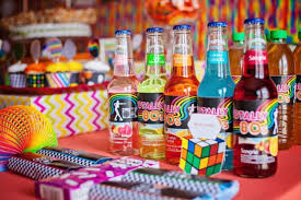 We've got lots of decor, food, and theme ideas right here for a just keep in mind that these ideas are meant to turn on a lightbulb in your head, not serve as the only decoration or food at your bash. 30th Birthday Party Ideas To Celebrate In Style Redbubble Life