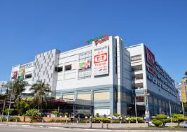 Kelana jaya lake park is the closest landmark to sun inns hotel kopkastam kelana jaya. Developer Damansara Fifty6